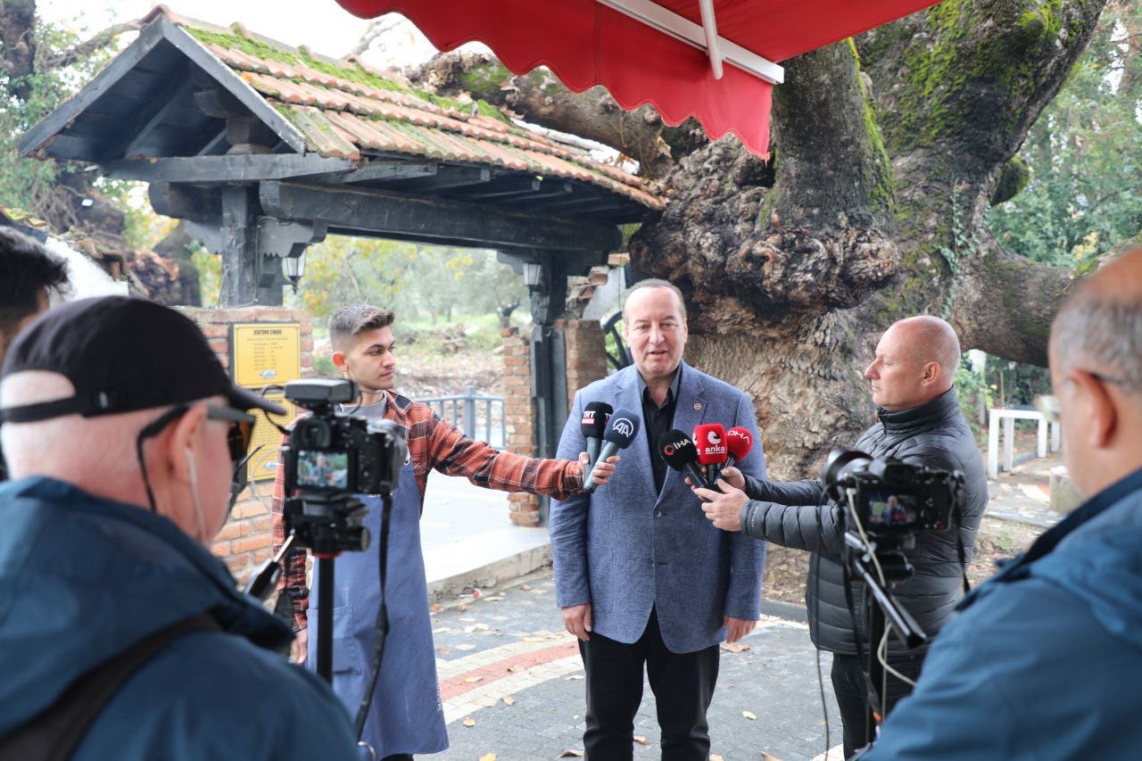 CHP Karabük Milletvekili Cevdet Akay parti görevi sebebiyle geldiği Balıkesir’de basına açıklamalarda bulundu.