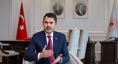 20 depremzede çocuk Bakan Kurum ve ünlü futbolcularla sahaya çıkacak