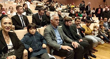 Bakan Ersoy: "Dünyada ABD'den sonra en çok film ihraç eden ülkeyiz"