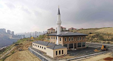Başakşehir'de Estonşehir Camii'nin açılışı için gün sayıyor
