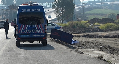 Bayram Trafiğinde Çarpılan Yayanın Cesedi Saatler Sonra Bulundu