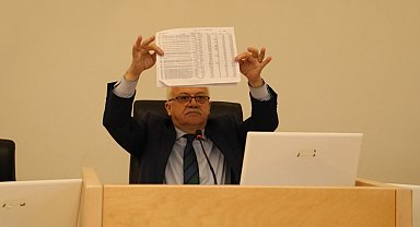 Burhaniye Belediye Meclisi'nde 2022 faaliyet raporu onaylandı