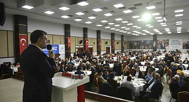 Esenyurt Belediye Başkanı Bozkurt, Saadet Partisi iftarına katıldı