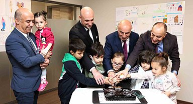 Etlik Şehir Hastanesi'nde fidanlar toprakla buluşturuldu