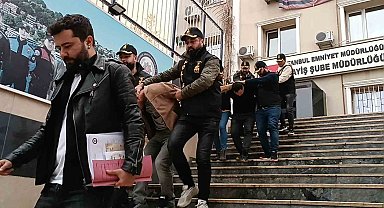 Eve giren gaspçılar, çatı tamiri için gelen işçiler çıktı