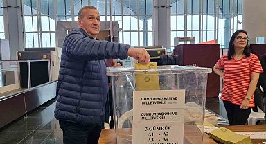 İstanbul Havalimanı'nda oy verme işlemi başladı