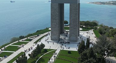 Ramazan Bayramı'nda Şehitler Abidesi'ne ziyaretçi akını