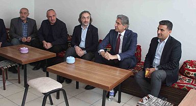 Sultangazi'de bakkalın 'seccade' hassasiyeti