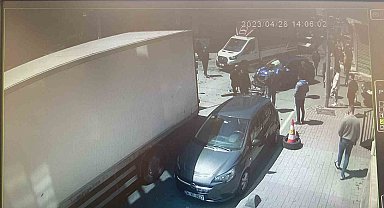 Ters Yola Girip Kaza Yaptılar Ardından Kaçtılar