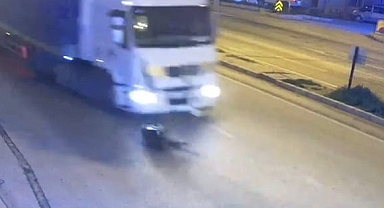 Tır çaprtı metrelerce sürüklendi