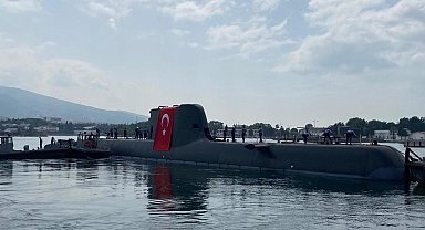 'HIZIRREİS' Denizaltısı suya indirildi