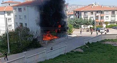 Ankara'da kasalar tutuştu, 4 katlı bina ağır hasar aldı