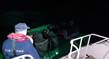 Ayvalık Açıklarında 72 Göçmen Yakalandı