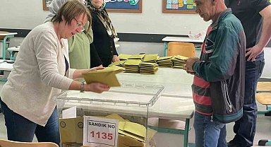 Bursa'da da sandıklar açılmaya başlandı
