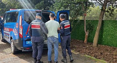 İzmir'in ilçelerinde operasyon: 13 tutuklama