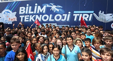Kepez’in Bilim Teknoloji Tırı, Öğrencilerle Buluştu
