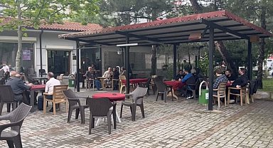 Bursa'da 17 yaşındaki gencin vurulma anı kameraya yansıdı