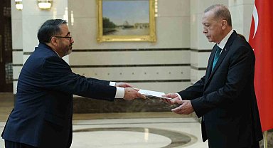 Cumhurbaşkanı Erdoğan, Peru Büyükelçisi Cesar Augusto De Las Casas Diaz'ı kabul etti