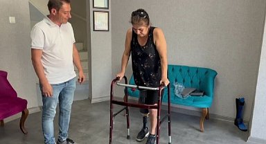 Protez bacağına kavuştu, sevinç gözyaşları döktü