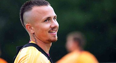 Angelino: "Taraftarımızla birlikte büyük başarılara imza atmak istiyoruz"
