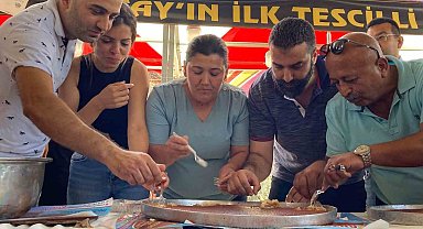 Ankara'da depremzede esnafa destek için düzenlenen Hatay Dayanışma Günleri başladı