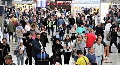 Antalya 8 milyon 11 bin 828 turist sayısına ulaştı