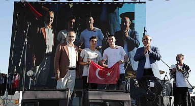 Arnavutköy'de Kabotaj Bayramı kutlamaları renkli görüntülere sahne oldu