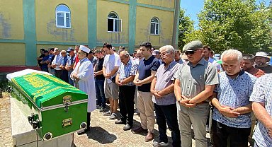 Bağışlanan organlarıyla 5 kişiye umut olan devlet ses sanatçısı son yolculuğuna uğurlandı