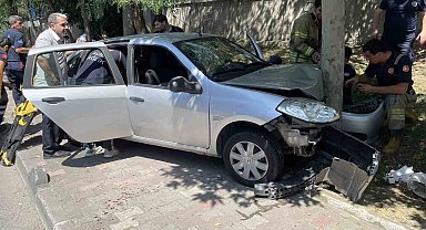 Bahçelievler'de direksiyon dersi kaza ile sonuçlandı: 4 yaralı