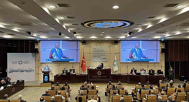 Bakan Bolat: "2028 yılında 400 milyar dolar mal ihracatı yapmayı hedefliyoruz"