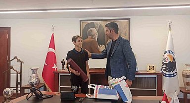 Başkan Gökhan Yüksel: "Tam puan yaparak Kartal'ın gururu oldu"