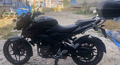 Başkentte motosiklet hırsızlığı güvenlik kamerasında