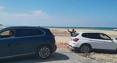 Bataklığa saplanan cipi Togg kurtardı
