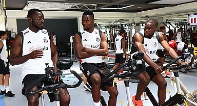 Beşiktaş, salonda çalıştı