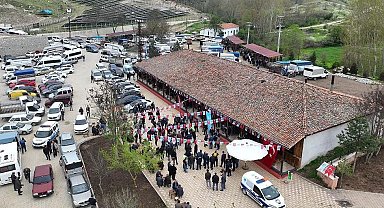 Bu ilçeye kavurma yemek için nüfusunun 7 katı misafir geliyor