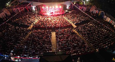 Bursa Festivali Karsu ile başladı