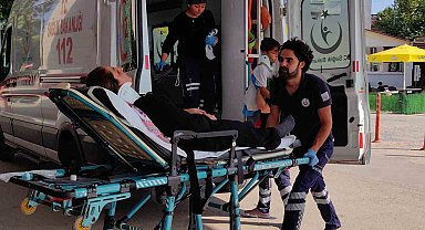 Bursa'da 4 araç birbirine girdi: 4 kişi yaralandı