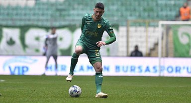 Bursaspor'da Kubilay Sönmez'in sözleşmesi feshedildi
