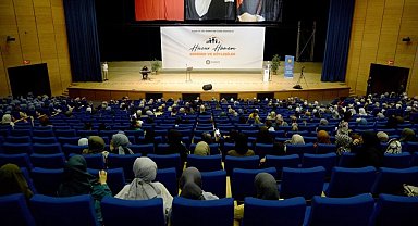 Diyarbakır'da "Hazreti Peygamber ve Aile Huzuru" semineri yapıldı