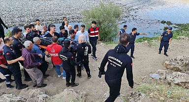 Serinlemek suya giren gencin cansız bedenine ulaşıldı