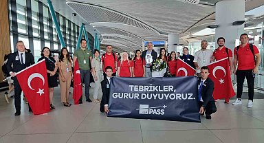 Dünya şampiyonu olan Genç Kadın GoalBall Milli Takımı, İstanbul'a geldi