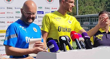 Edin Dzeko: "Fenerbahçe her zaman şampiyonluk için oynar, ben de bunun için buradayım"