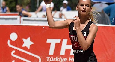 EHF Avrupa U17 Plaj Hentbolu Şampiyonası'nda yarı finalistler belli oldu