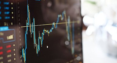 Ekonomist Öngel: "Risk devam ediyor"