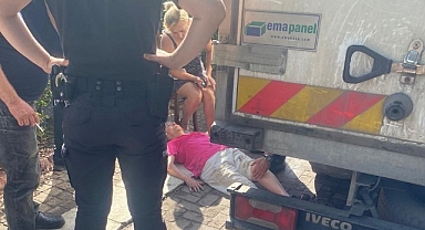 Erdek'te Yaya Ya Araç Çarptı, 1 Kişi Yaralandı