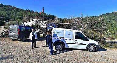 Eşrefpaşa Hastanesi'nin evde bakım ekipleri 18 bin kişiye derman oldu