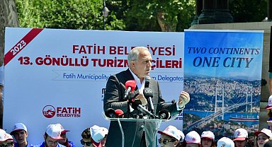 Fatih'te 'Gönüllü Turizm Elçileri Projesi'nin yeni dönemi başladı