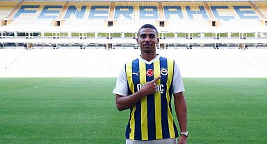 Fenerbahçe, Alexander Djiku ile sözleşme imzaladı
