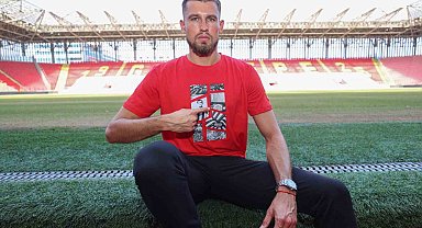 Göztepe'de Mateusz Lis, kalede güven verdi