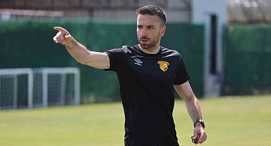 Göztepe'de Radomir Kokovic, resmen takımın başına geçti